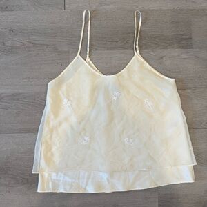 Valerie Steven’s Ivory Camisole With Embroidered Flowers Size Large